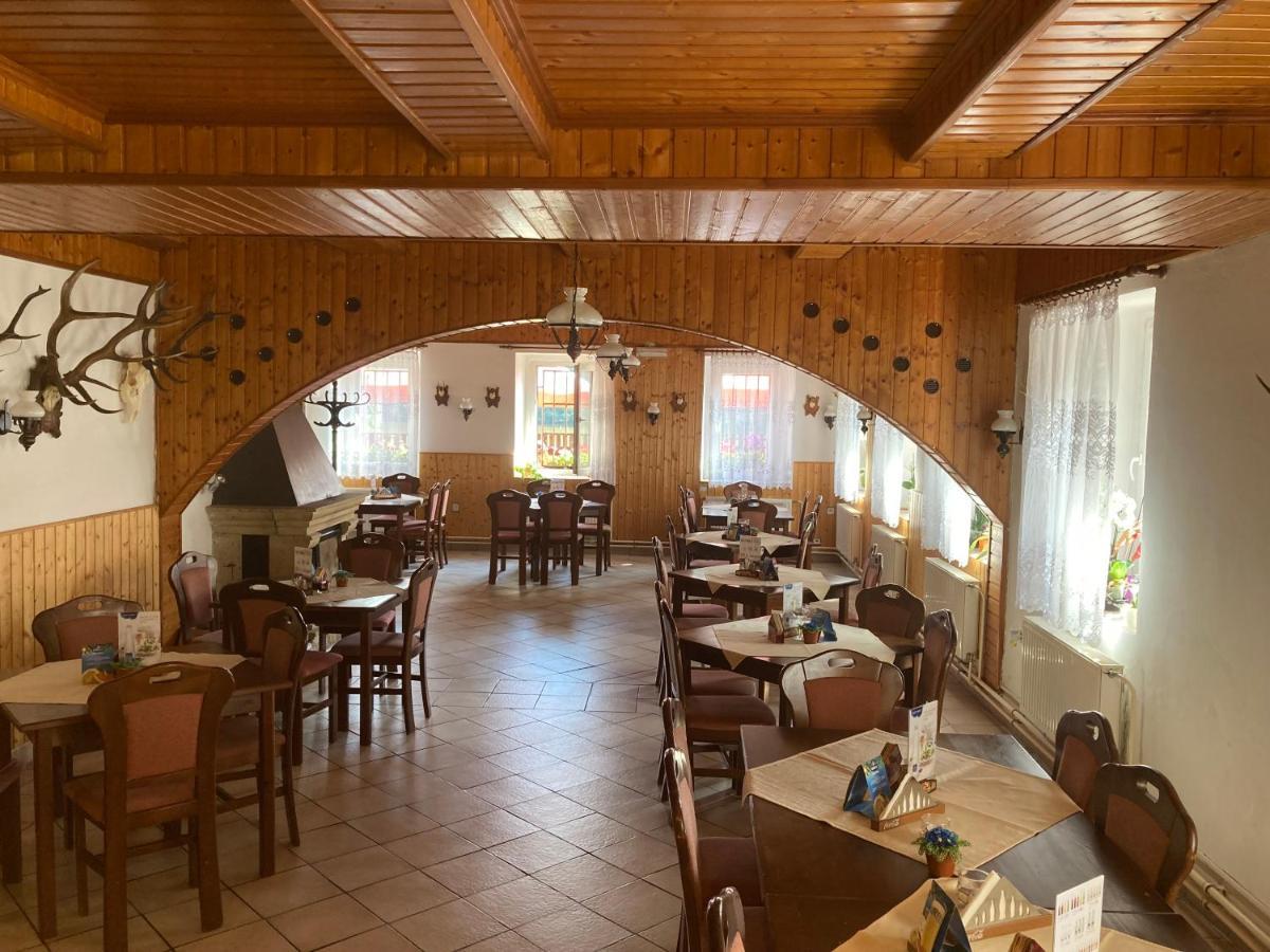 Penzion Restaurace Zatisi Румбурк Екстер'єр фото